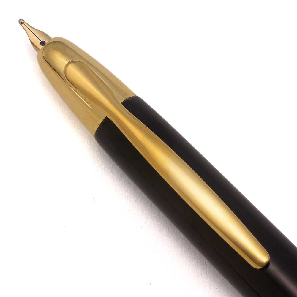 Pilot (Namiki) Vanishing Point (1999) - Black Lacquer, Gold Plated